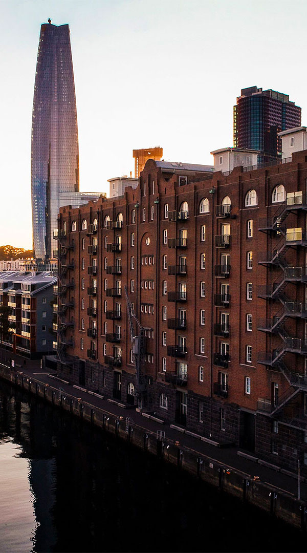 Aqualand_Awards_Hero_800x1080