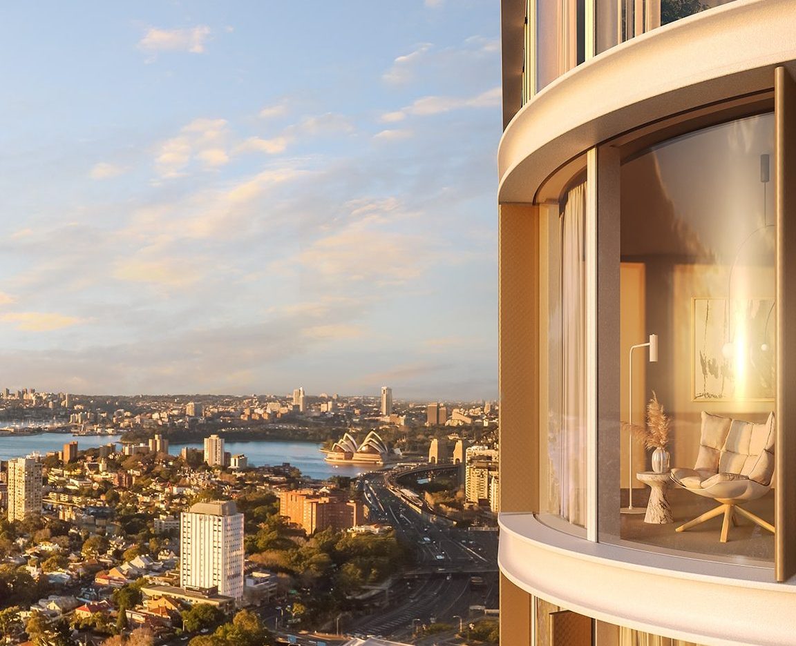 AQU2323_Aura_S040_EXT_Superman_Final2000-min