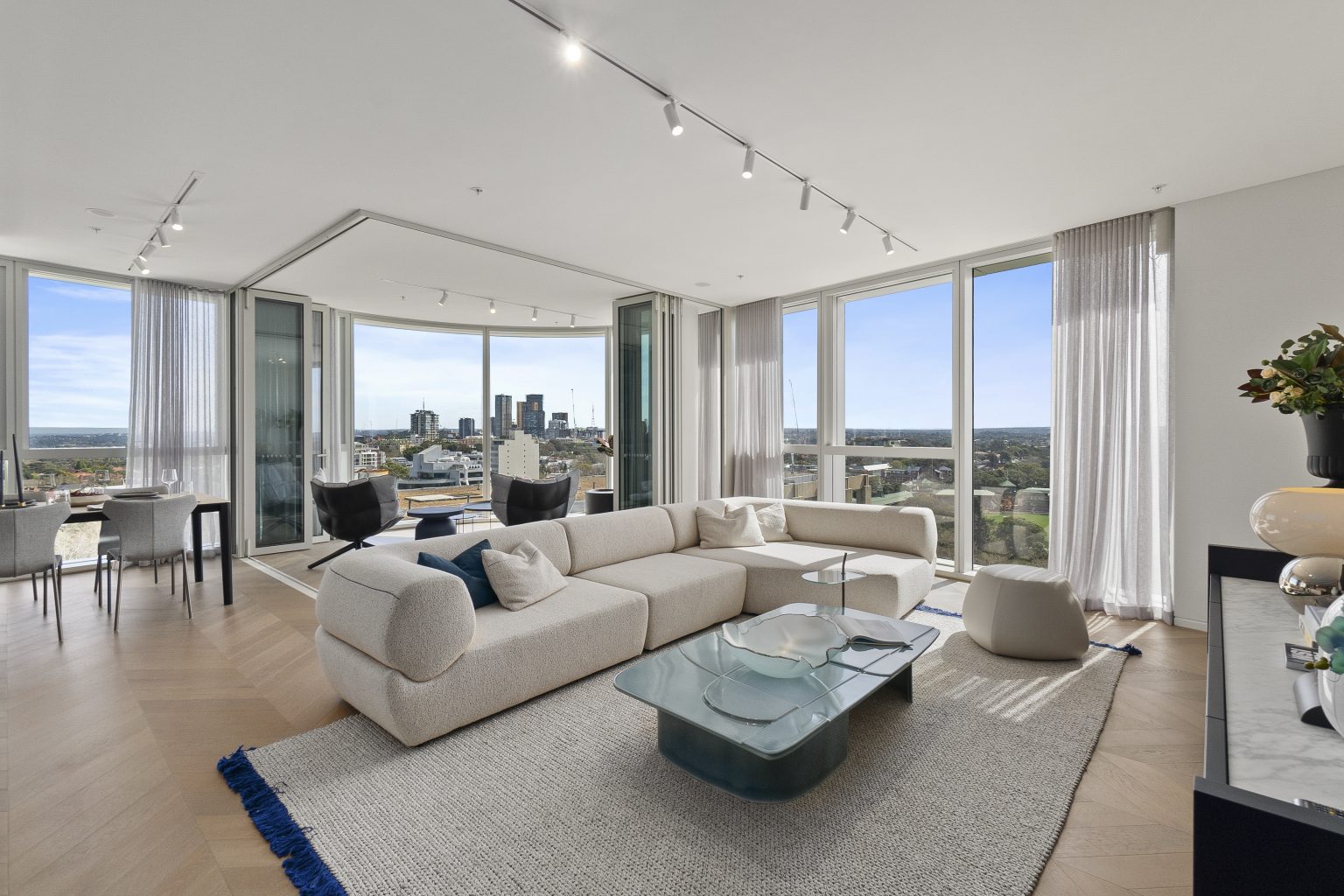 2024 Luxury Apartment Market Update - Aqualand Australia